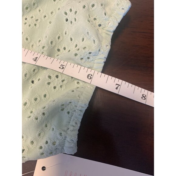NWT Urban Romantics Eyelet Crop Smocked Puff Sleeve Top Size S - Picture 6 of 6